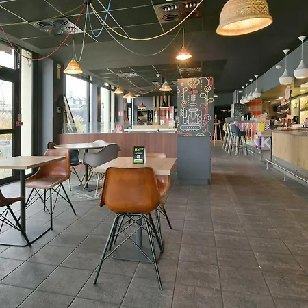 Hotel Ibis Centre 3*