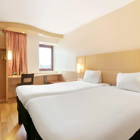 Ibis Centre Hotel