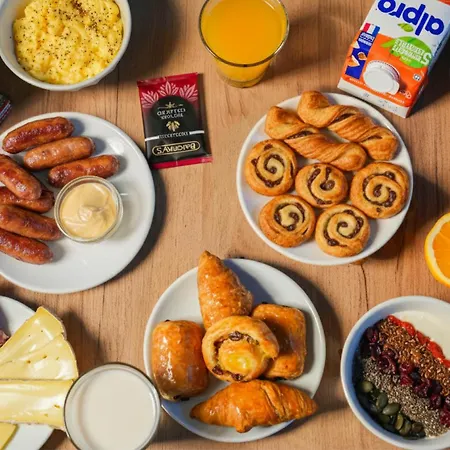 Centre Cathedrale Hotell Le Mans