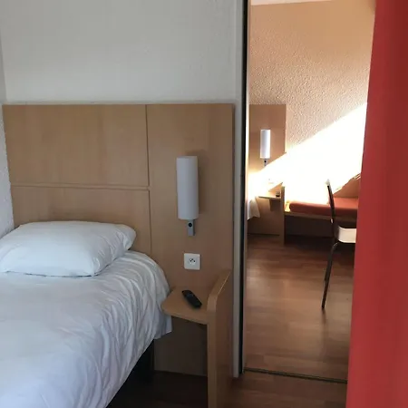 Ibis Centre 3*