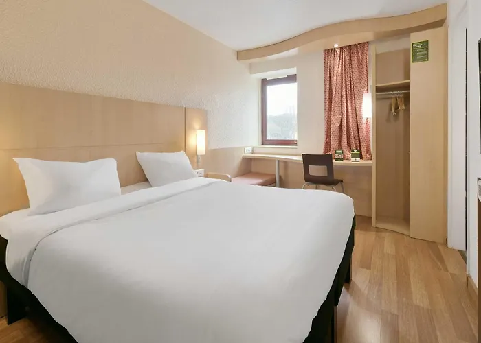 Centre Cathedrale Hotel 3*