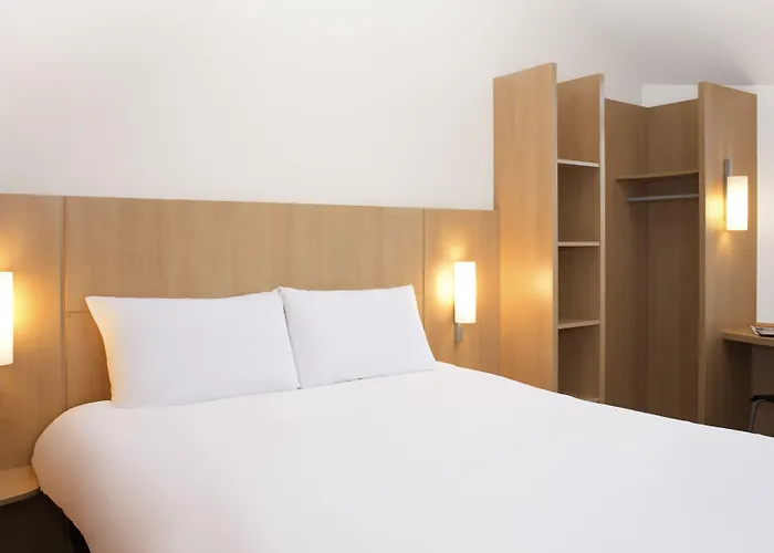 Centre Cathedrale Hotel 3*