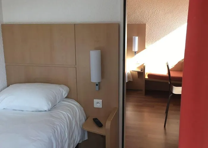 Centre Cathédrale 3*